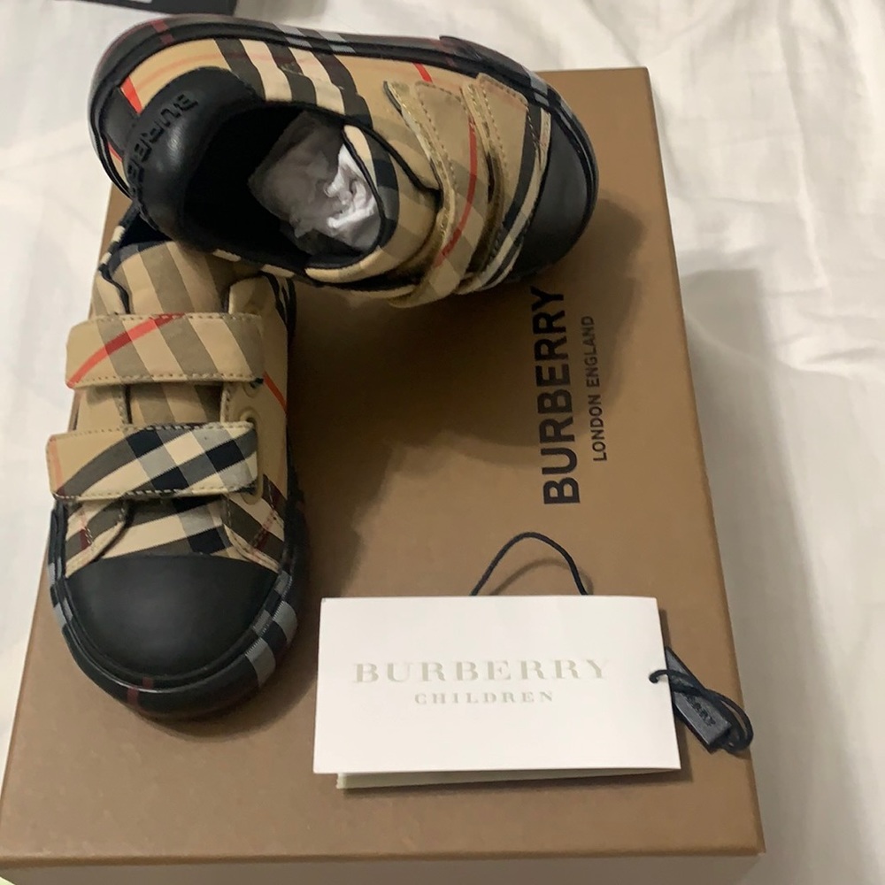 Burberry trainers